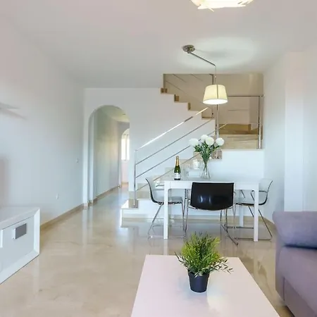 Atico Duplex Los Pacos Apartment *